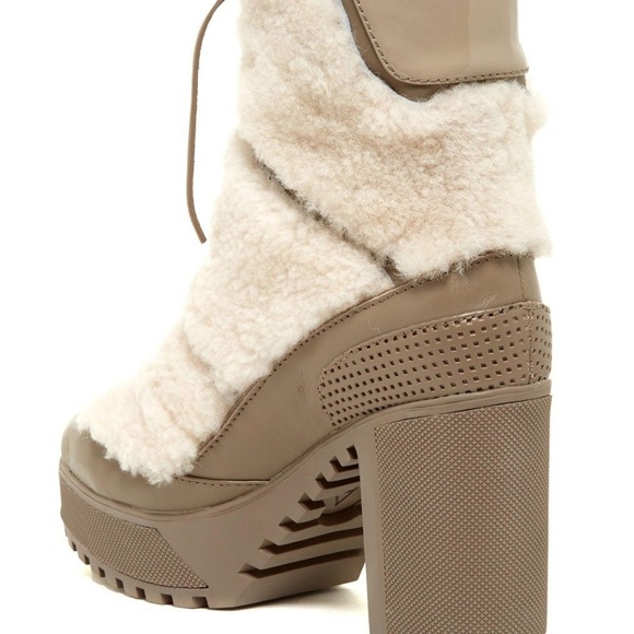ATELJE71 Asta SHEARLING Zip Lug Ankle boot 6.5 /37 - Picture 4 of 8